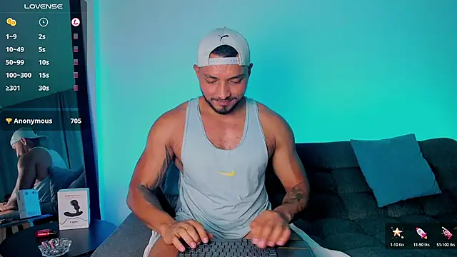 Snapshot of maximusclark1 chatting on 02-26-25, 05:31 maximusclark1 online show from 02-26-25, 05:31
