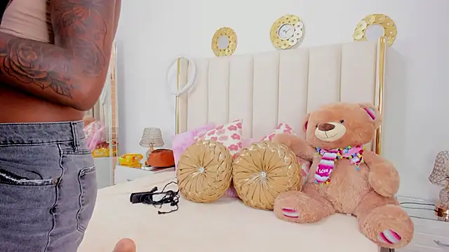 evangelin ts online show from 11-15-25, 01:29