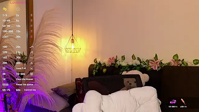 Hannah williams1 online show from 10-08-25, 09:01