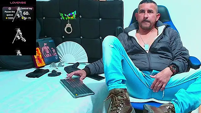 Yeol King online show from 02-22-26, 05:55