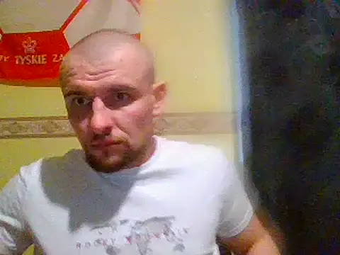 Snapshot of Regularfucker28 chatting on 03-10-25, 05:22 Regularfucker28 online show from 03-10-25, 05:22