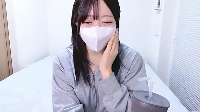 Snapshot of Yurie_ chatting on 03-15-26, 01:39 Yurie online show from 03-15-26, 01:39