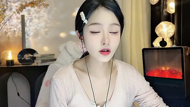 xiaodaibabyy online show from 02-23-25, 04:13