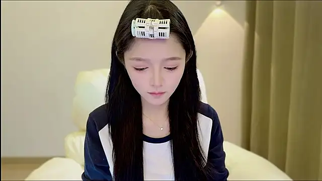 xiaodaibabyy online show from 11-02-25, 01:46