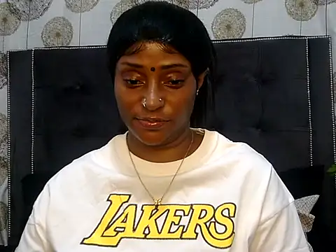 Snapshot of 922Ocean chatting on 10-15-25, 08:53 922Ocean online show from 10-15-25, 08:53