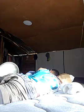 Snapshot of jose5320_20 chatting on 10-14-25, 01:01 jose5320 20 online show from 10-14-25, 01:01