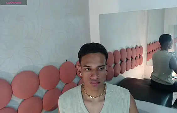 AbrahanBratz online show from 01-08-25, 07:24