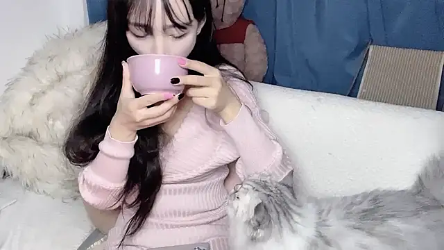 Lili-2 online show from 12-01-25, 02:33