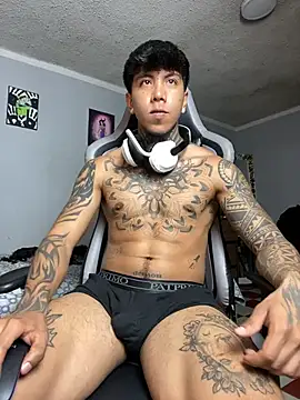 Nickhot0609 online show from 10-23-25, 02:55