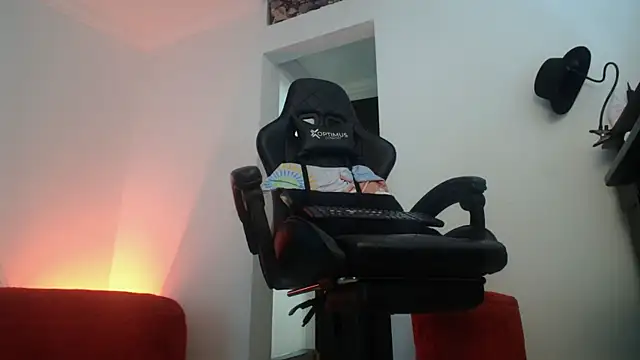 Madame Shein  online show from 02-28-25, 03:37