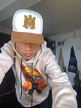 Edward Milleer online show from 10-27-25, 04:11