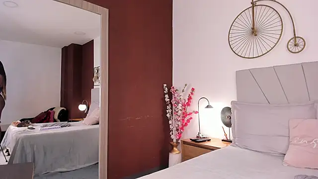 Makena gh online show from 10-22-25, 04:24