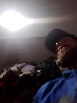 Snapshot of axelongshaft69 chatting on 03-07-25, 06:02 axelongshaft69 online show from 03-07-25, 06:02