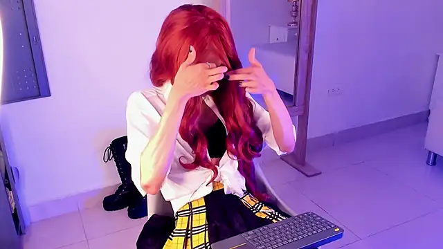 Paige smith online show from 12-28-24, 07:22