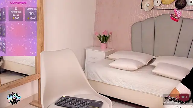 Paige smith online show from 01-12-25, 01:27