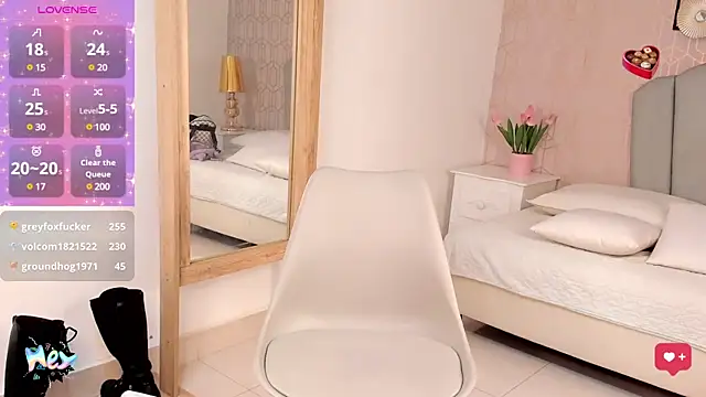 Paige smith online show from 01-12-25, 10:33