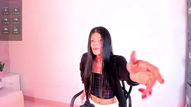 Paige smith online show from 03-18-25, 07:42