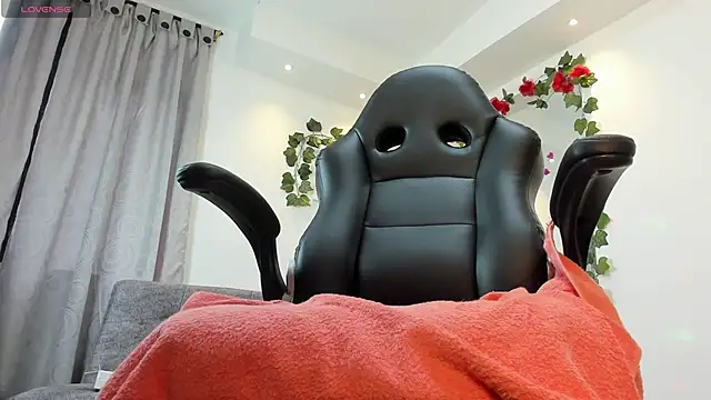 Electraa fox online show from 02-22-25, 03:36