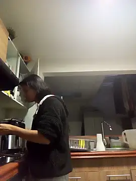 Emma Payton online show from 10-20-25, 10:27