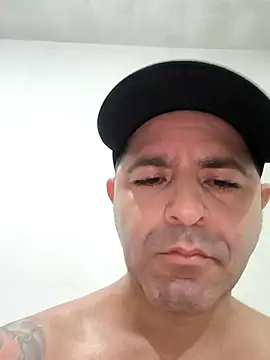 Marciogrei online show from 12-15-25, 08:02