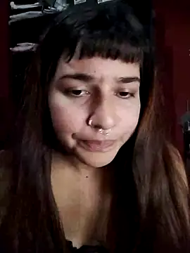 Snapshot of Cloeegoth chatting on 03-04-25, 10:49 Cloeegoth online show from 03-04-25, 10:49