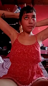 Snapshot of Cloeegoth chatting on 03-21-25, 05:12 Cloeegoth online show from 03-21-25, 05:12