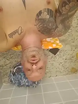 Snapshot of rolesexy chatting on 11-06-25, 11:59 rolesexy online show from 11-06-25, 11:59