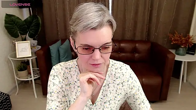 Cutie Erikaa1 online show from 01-23-25, 08:57