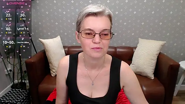 Cutie Erikaa1 online show from 10-10-25, 03:05