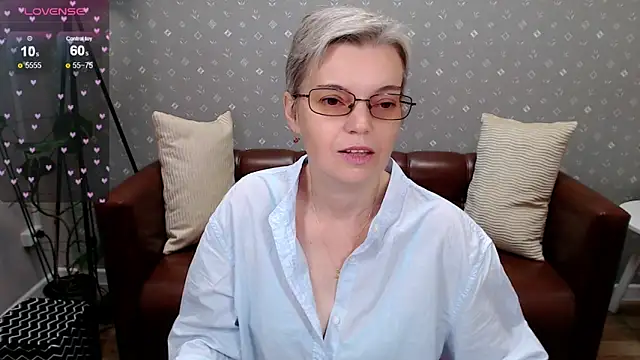 Cutie Erikaa1 online show from 10-12-25, 02:32