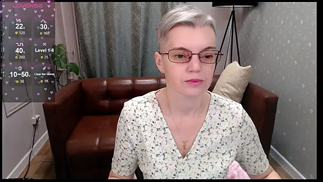 Cutie Erikaa1 online show from 11-13-25, 02:10