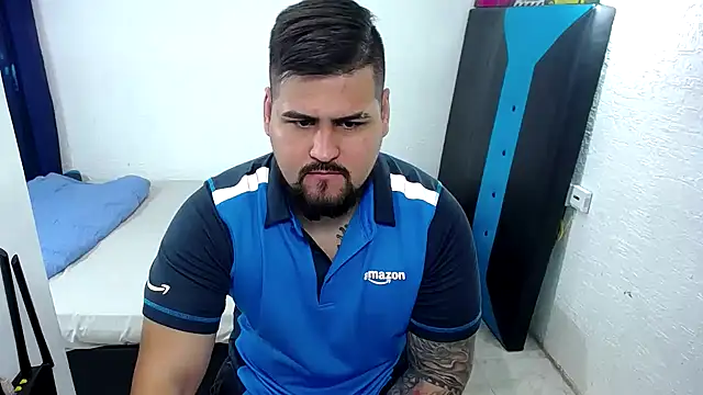 pitbullveryhot online show from 10-10-25, 10:58