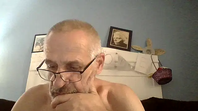 Snapshot of geilerschwanz64 chatting on 10-10-25, 07:13 geilerschwanz64 online show from 10-10-25, 07:13