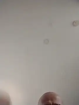 Snapshot of geilerschwanz64 chatting on 11-05-25, 05:57 geilerschwanz64 online show from 11-05-25, 05:57