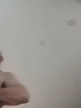 Snapshot of geilerschwanz64 chatting on 11-07-25, 11:27 geilerschwanz64 online show from 11-07-25, 11:27