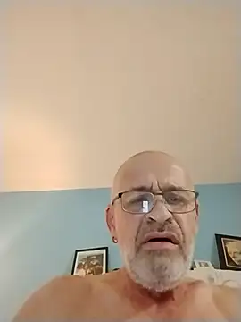 Snapshot of geilerschwanz64 chatting on 11-09-25, 01:48 geilerschwanz64 online show from 11-09-25, 01:48