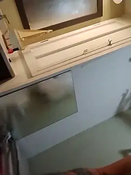 Snapshot of geilerschwanz64 chatting on 12-17-25, 07:53 geilerschwanz64 online show from 12-17-25, 07:53