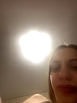 Janet Welder online show from 11-02-25, 01:08