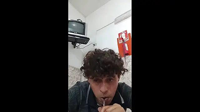 luisfer 306 online show from 02-27-25, 06:31