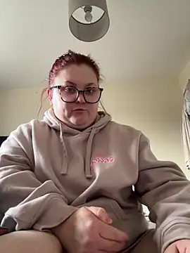 Snapshot of Tallulah-mae-xoxox chatting on 02-28-25, 04:31 Tallulah-mae-xoxox online show from 02-28-25, 04:31