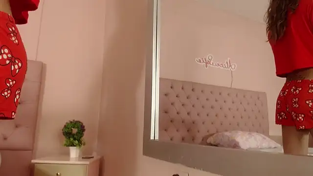 alice sofia online show from 10-12-25, 12:59