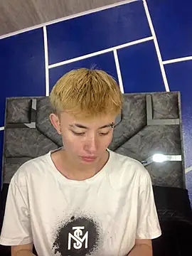 nico 18x online show from 02-04-25, 01:45