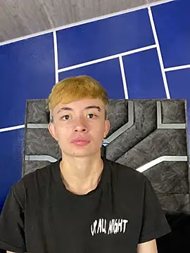 nico 18x online show from 02-08-25, 07:49