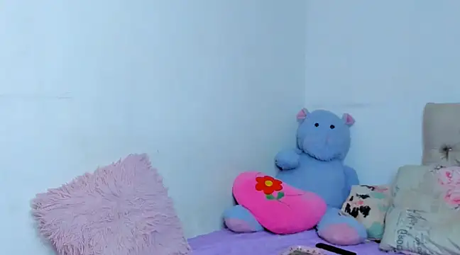 StassieBell online show from 12-27-24, 01:18