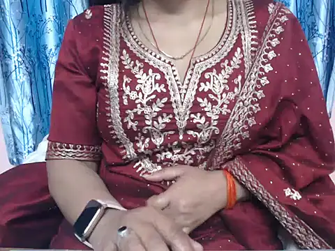 Snapshot of Jannat_ji chatting on 02-01-25, 06:21 Jannat ji online show from 02-01-25, 06:21