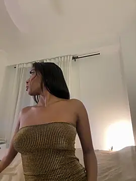 IamCrystal2 online show from 11-29-25, 11:41