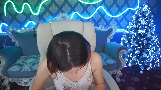 Roxy Rayy online show from 12-19-24, 11:03