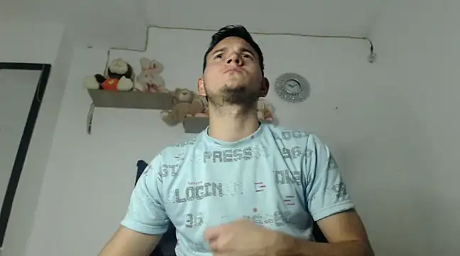 Latin Boy24 online show from 03-04-25, 02:06