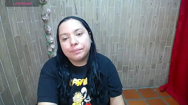 Snapshot of solyeria chatting on 11-09-25, 02:59 solyeria online show from 11-09-25, 02:59