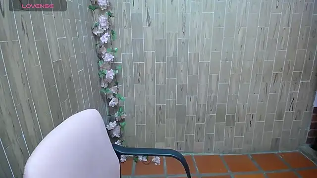 Snapshot of solyeria chatting on 11-15-25, 12:56 solyeria online show from 11-15-25, 12:56